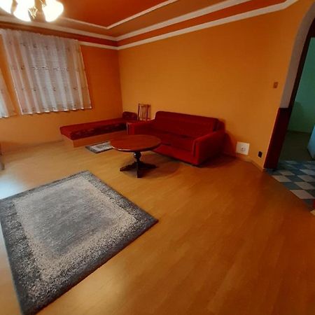 Gabor Pal 1 Apartman 1 Szoba Dunafoldvar Exteriör bild