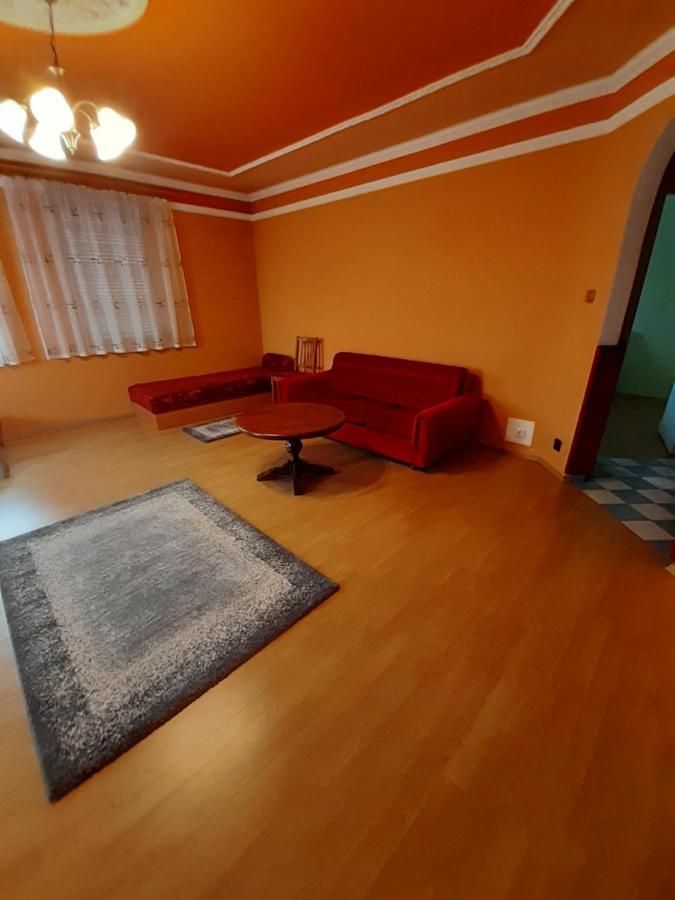 Gabor Pal 1 Apartman 1 Szoba Dunafoldvar Exteriör bild